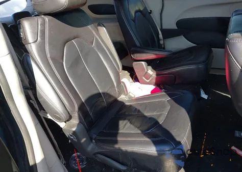 2022 Chrysler Pacifica Touring L из США, поврежденный, VIN 2C4RC1BG8NR186558